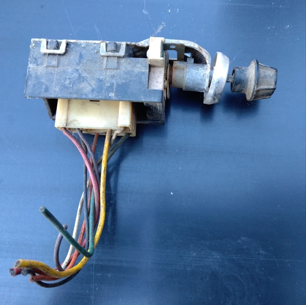 Vintage Auto Part Head Light Switch Unknown Model Untested Used Antique Auto